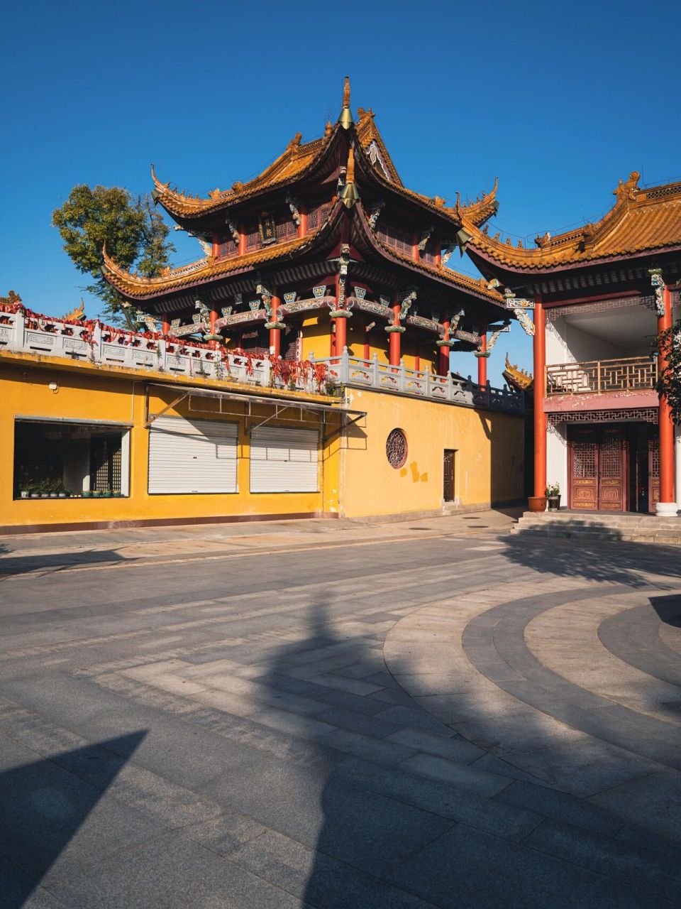 周末远离城市 蚌埠市小众景点锥子山栖岩寺 99人不多而且很安静