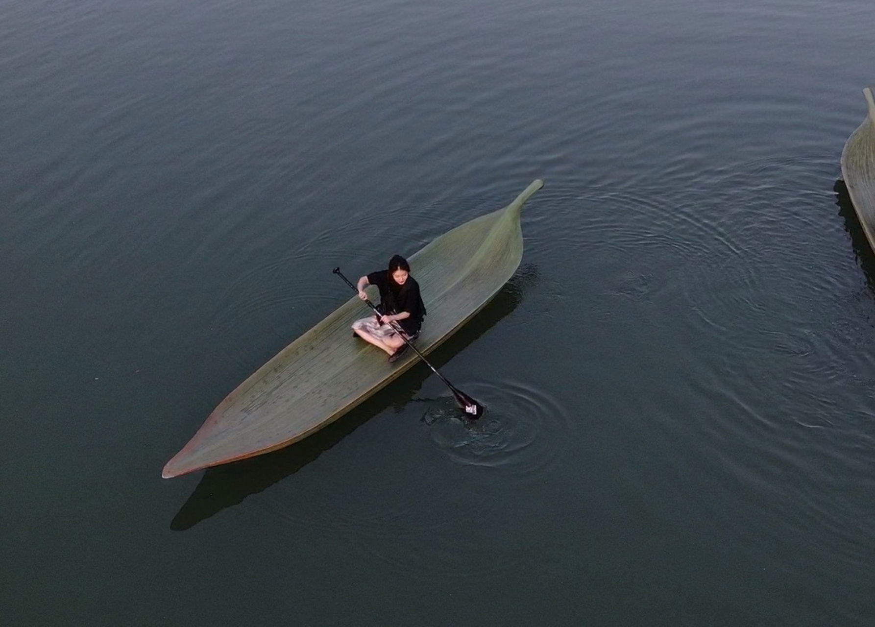 温州永嘉书院|悠闲自在的一叶扁舟🍃 🍃乘一叶扁舟,入景随风,望江