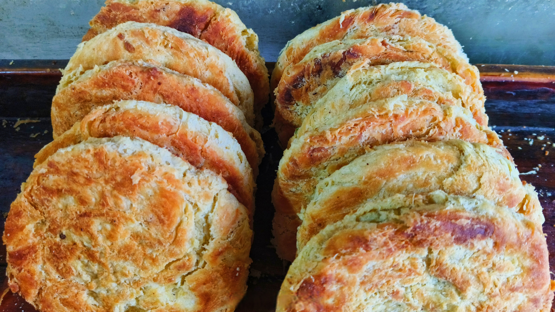 是时候去甘肃旅游了#在礼县,有这样一种饼深得大家的喜爱,口感或舜噜