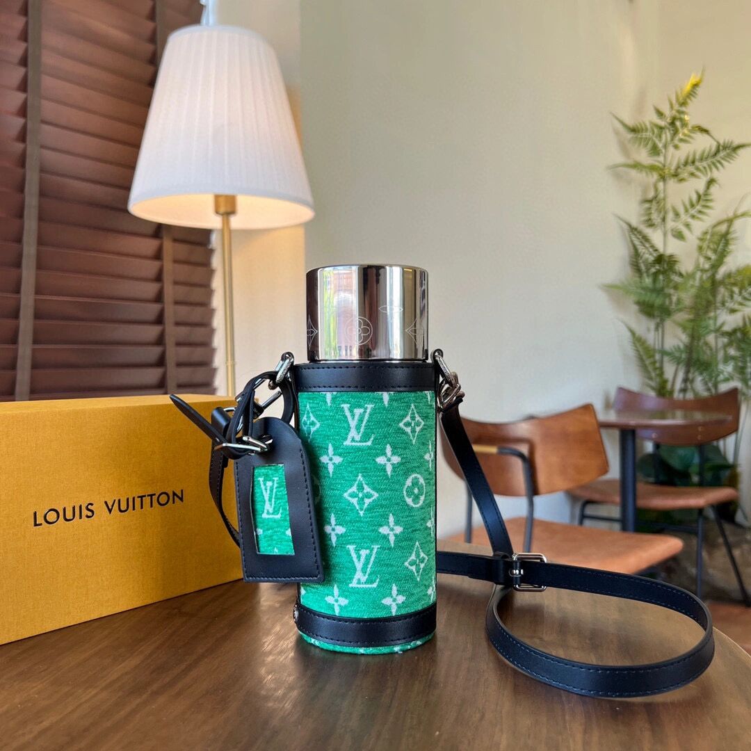 louisvuitton路易威登保温杯 louisvuitton路易威登保温杯 lv保温杯