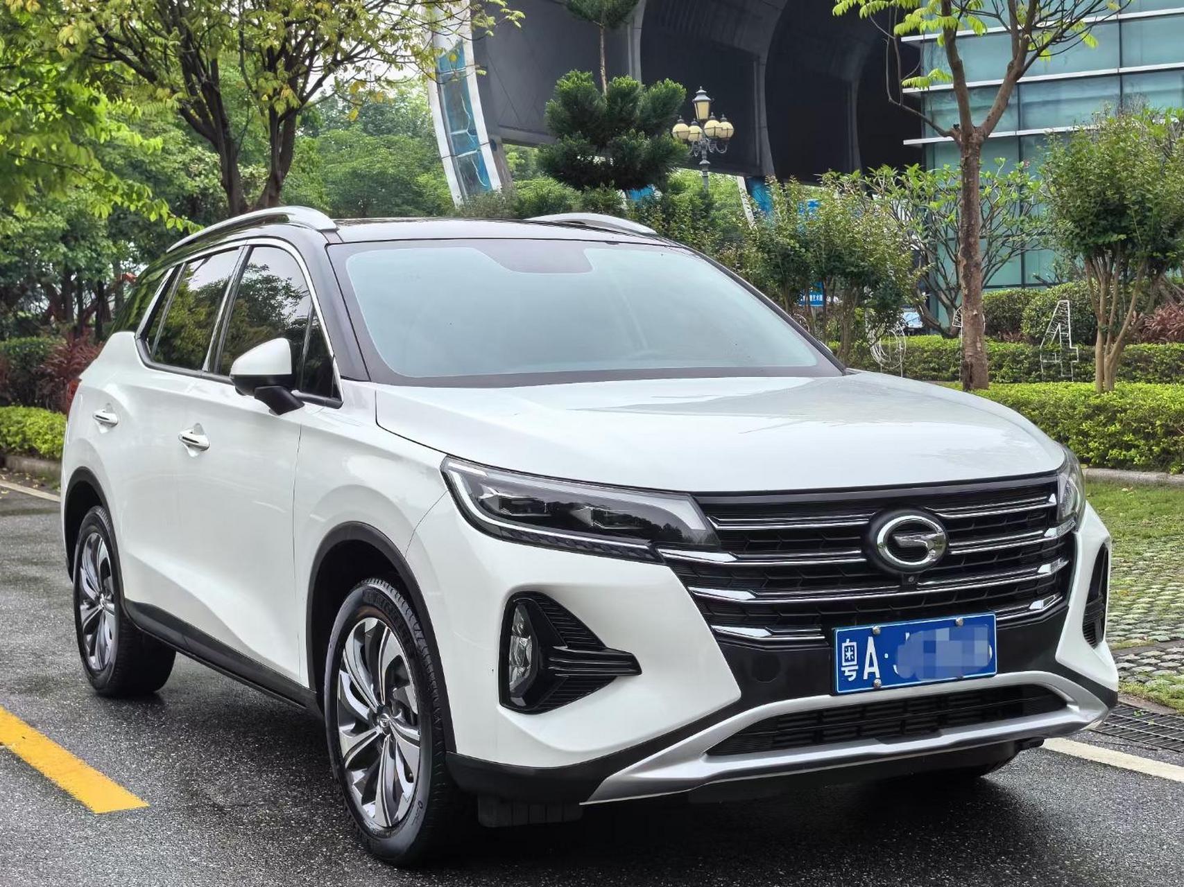 传祺gs4  2021款 270t 自动智联科技版 21年4月上牌 1.