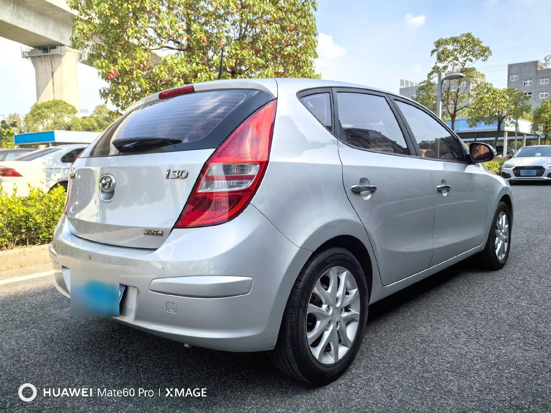 两厢自动挡代步小车.2010年上牌现代i30,1