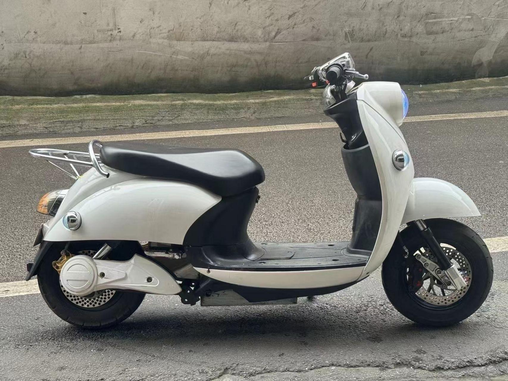 最新拿下分体小改龟,蓝德7280s拉1500全顺瓦片,极速8077,75瓦透镜