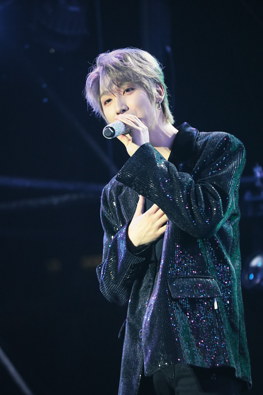 王广允#快来发帖宠粉 #今天星期五#  stage