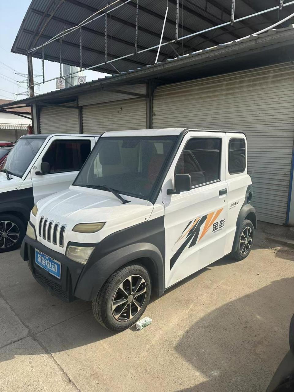 金彭x5,60v100a电池,3000w电机,电动门窗,倒车影像,两门四座几千块