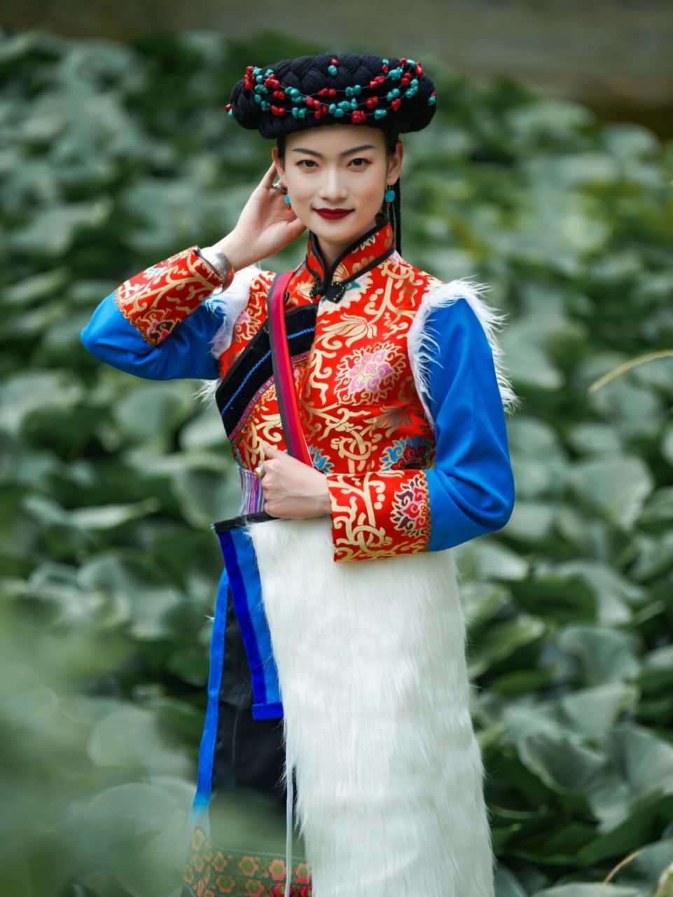 🌸本期服饰为普米族嫁衣,来自云南怒江傈僳族自治州 兰坪白族普米族
