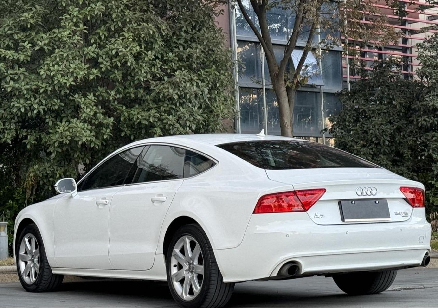 奥迪a735fsi quattro四驱.