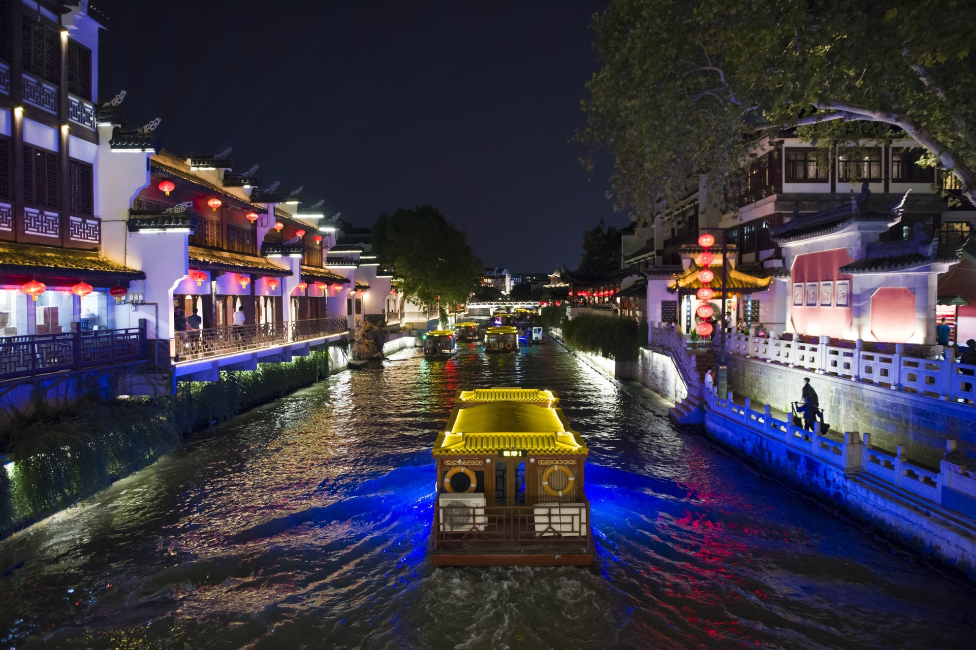 夜泊秦淮-夫子庙秦淮河游记 夫子庙门票(30元),秦淮河画舫游船(日场60
