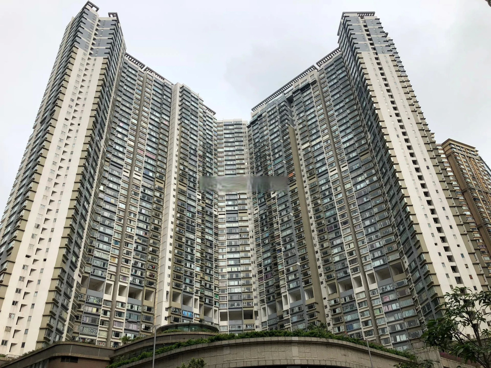 澳门的黑沙环富人区,给人满满的压迫感.