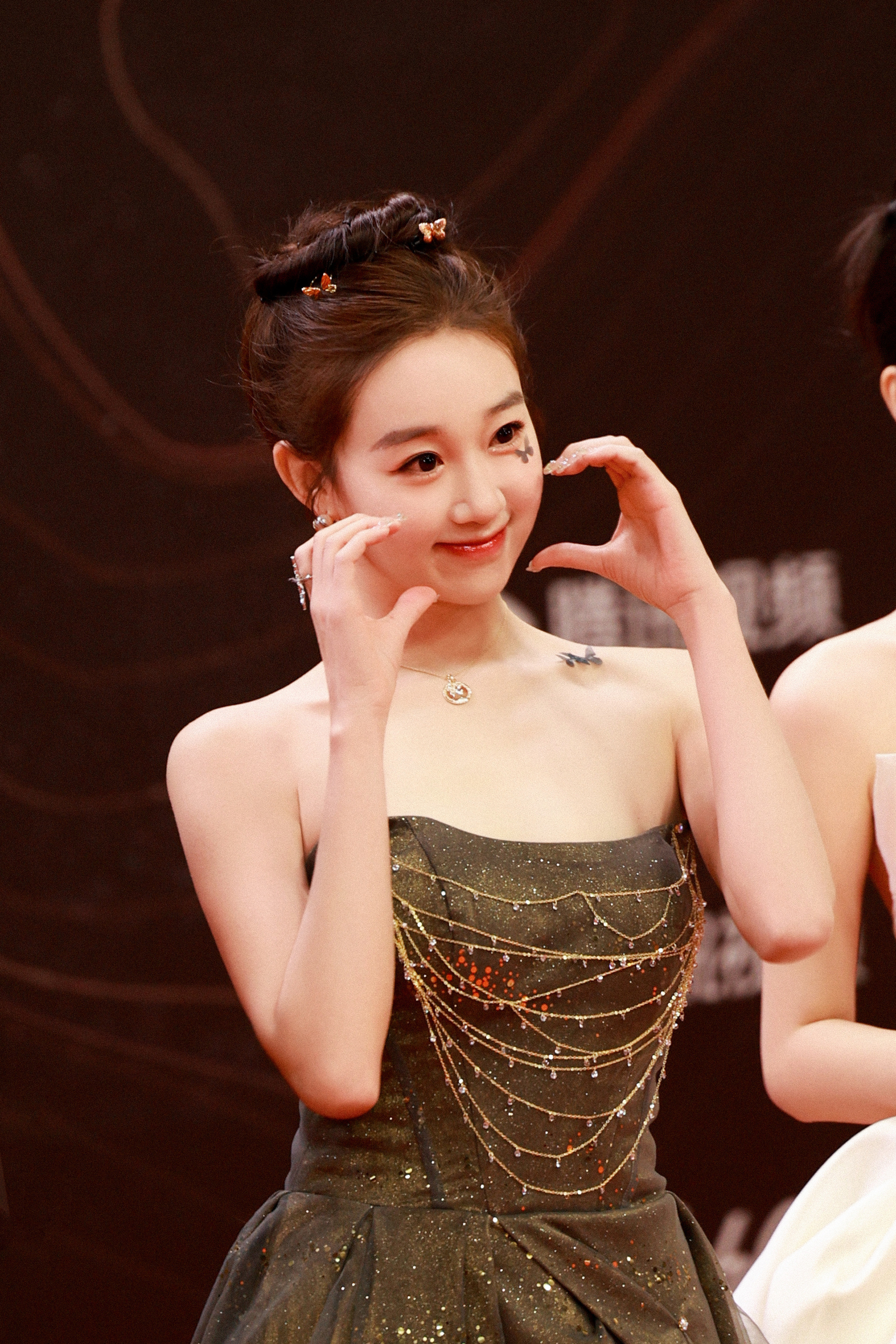 李子璇,甜美又好看