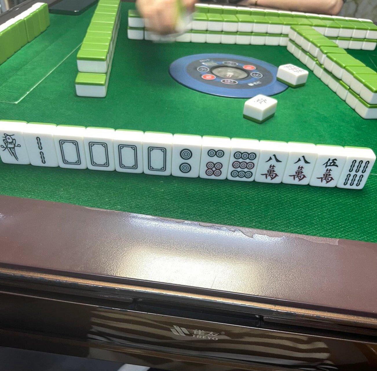 杭麻摸过的四白板们 去打麻将吧 去打四个财神的麻将杭州麻将