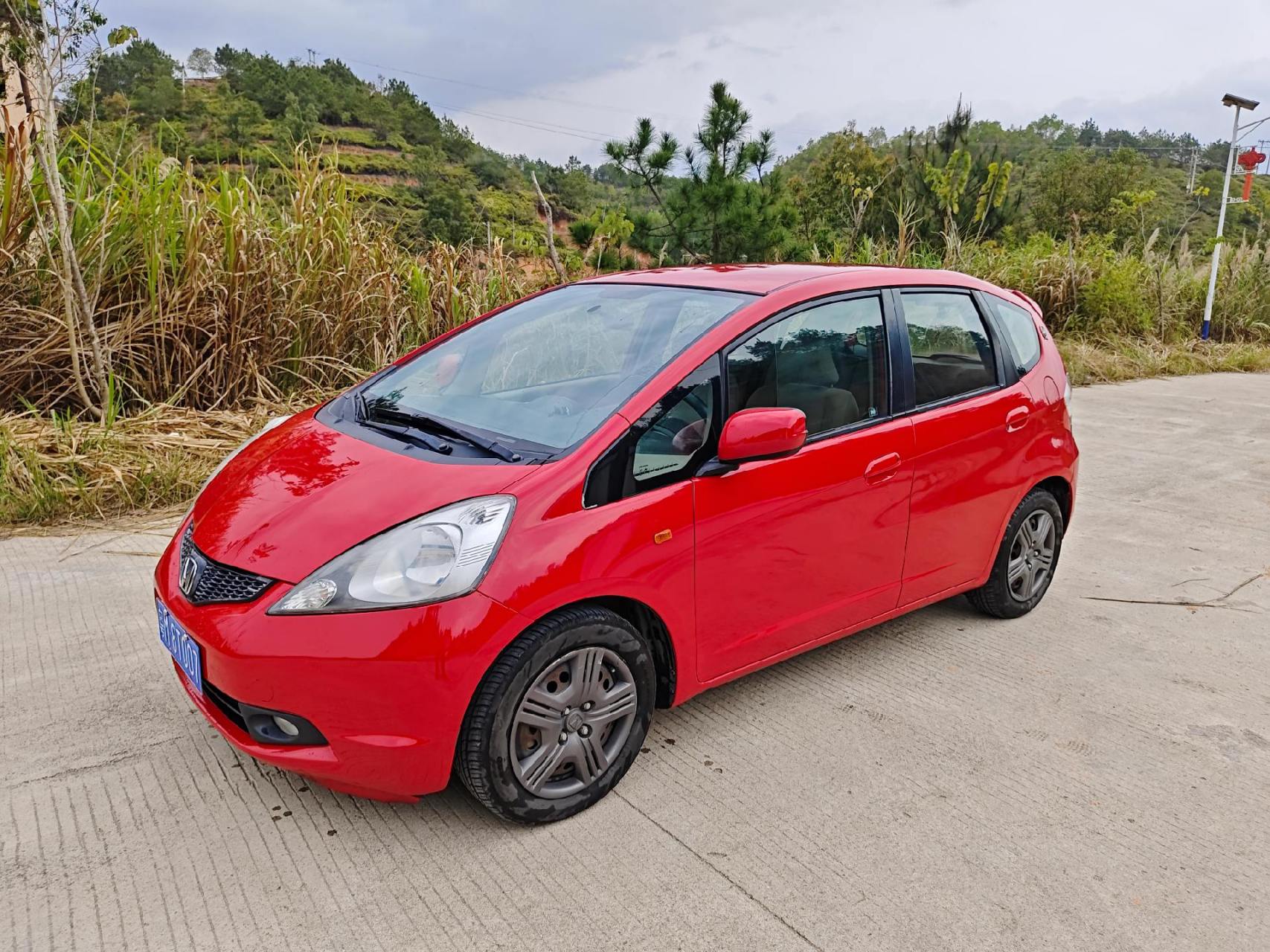 最新到店09年本田飞度,1.