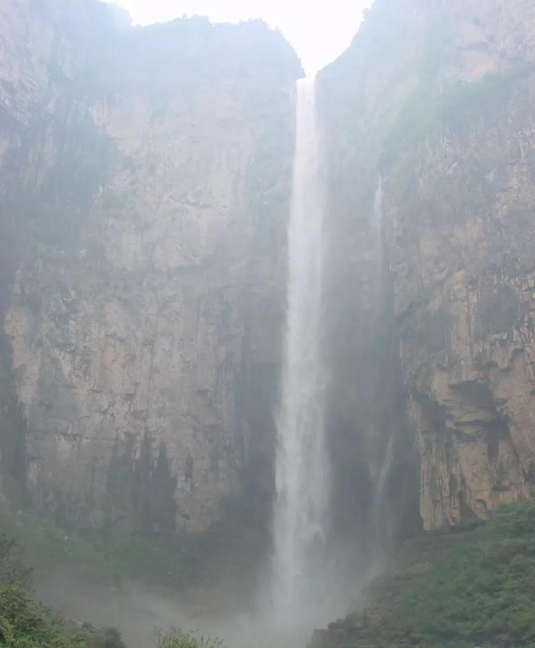 有水管,河南焦作云台山瀑布,飞流直下,荡气回肠以314米的单级落差位列