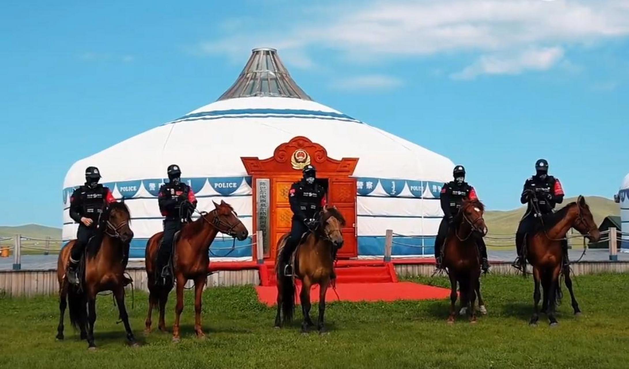 【被海东青骑警帅到了】内蒙古陈巴尔虎旗地处呼伦贝尔大草原腹地,地