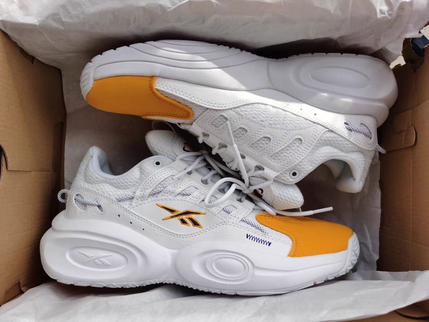 199元要不要 reebok锐步solution mid经典低帮篮球鞋hr0505 官方正品