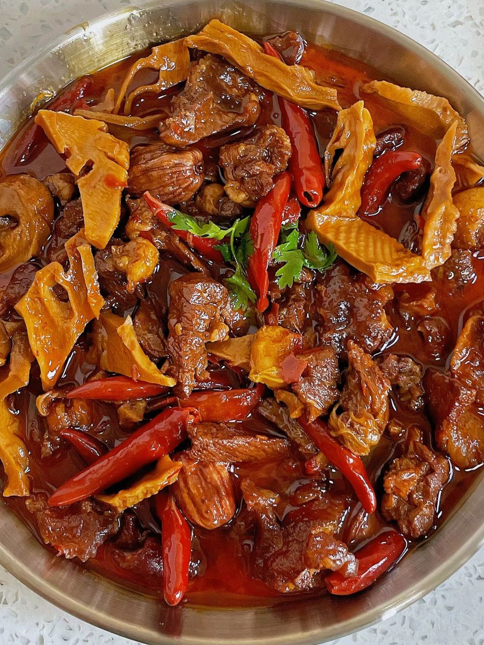 香香辣辣好吃不腻的竹笋烧牛肉～～ 91做法: 16615干竹笋煮20