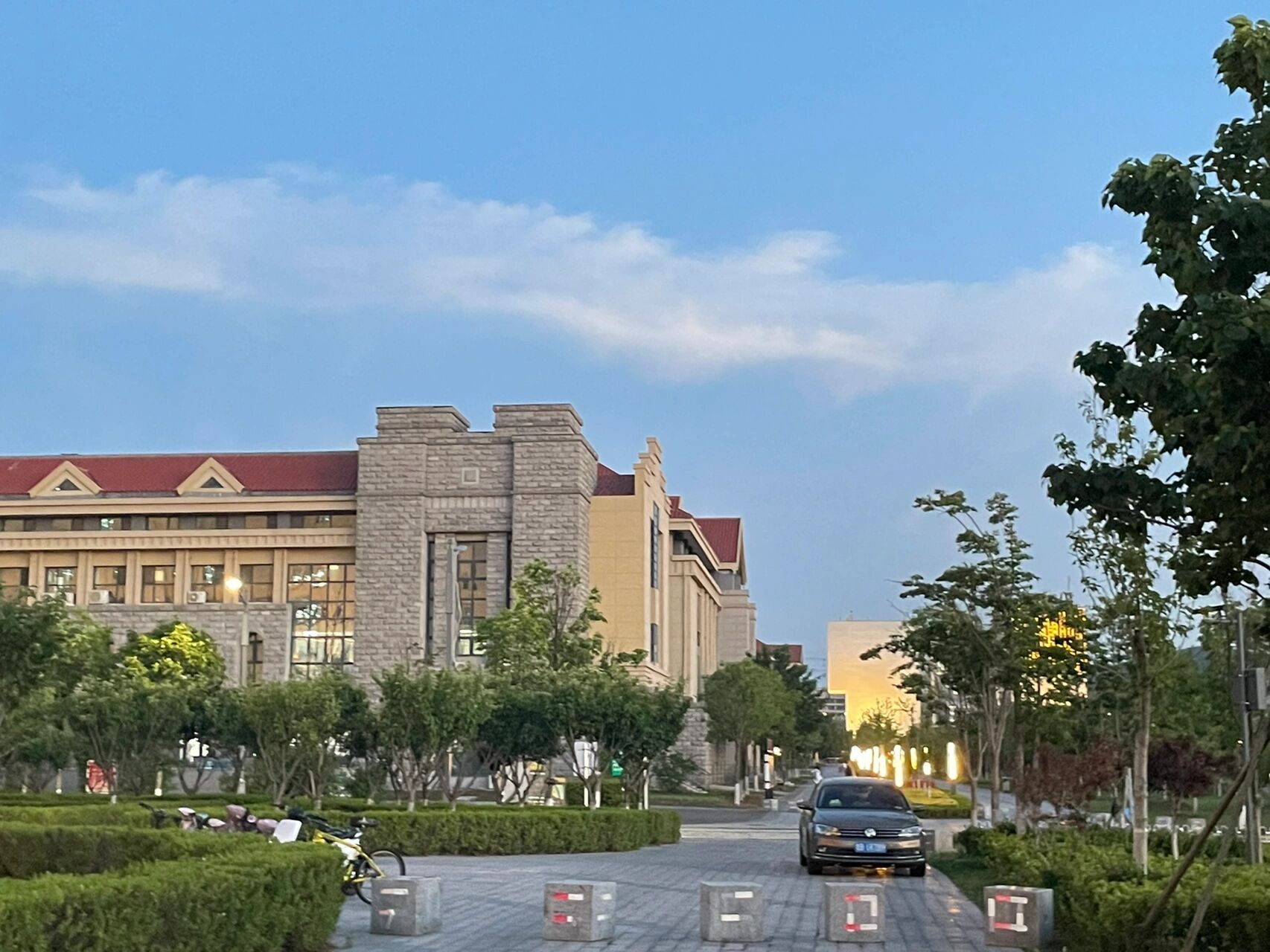 欢迎报考山东大学青岛校区