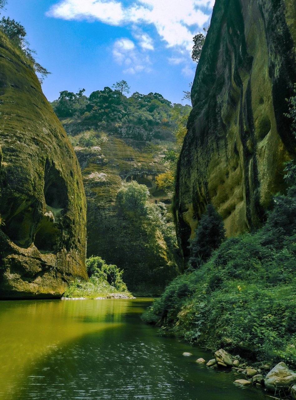 在旷野里顺流而下 若要按我自己的喜好,在九龙潭和上清溪漂流里选一个