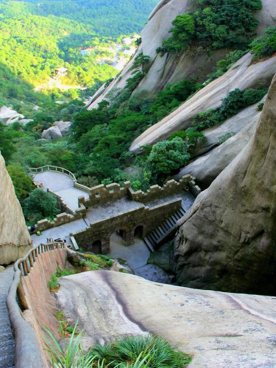 天柱山一日游三种路线攻略 作为一名喜欢登山的旅游爱好者,也游历过不
