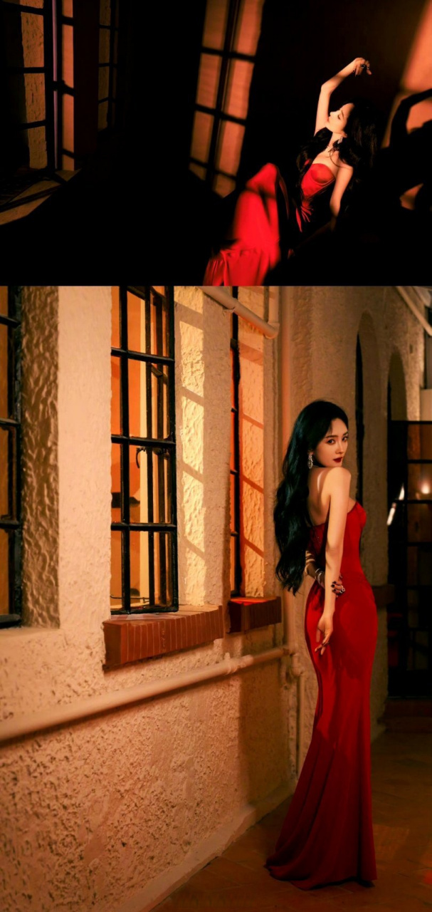 杨幂微博之夜的红裙造型来咯 红色真的很显白