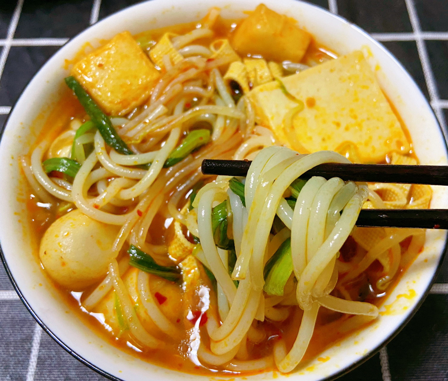 自制家庭版过桥米线!