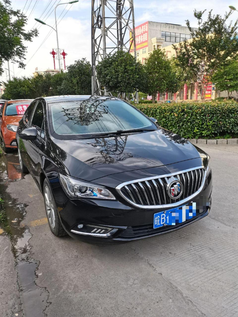 别克威朗1.5高配