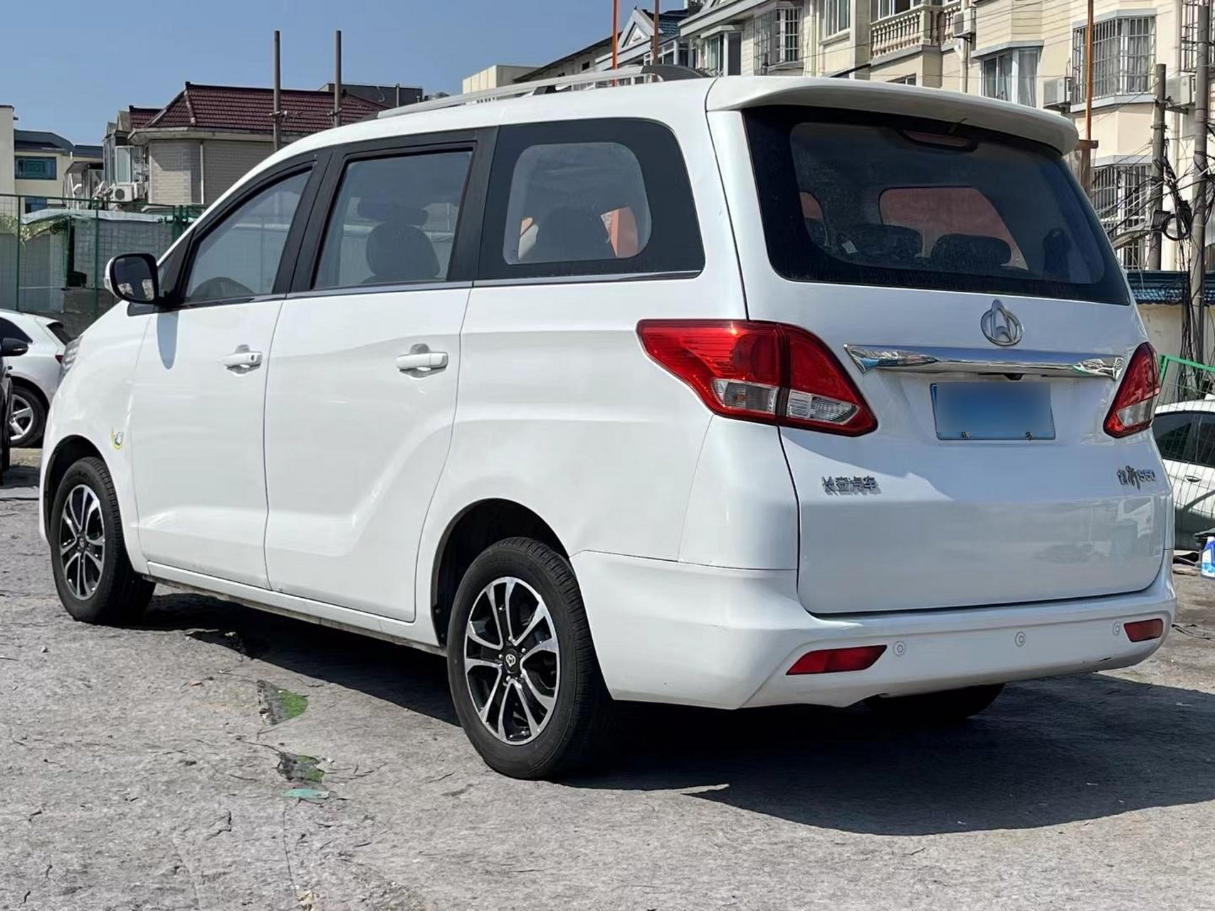 新到2017年 长安睿行 s50 1.