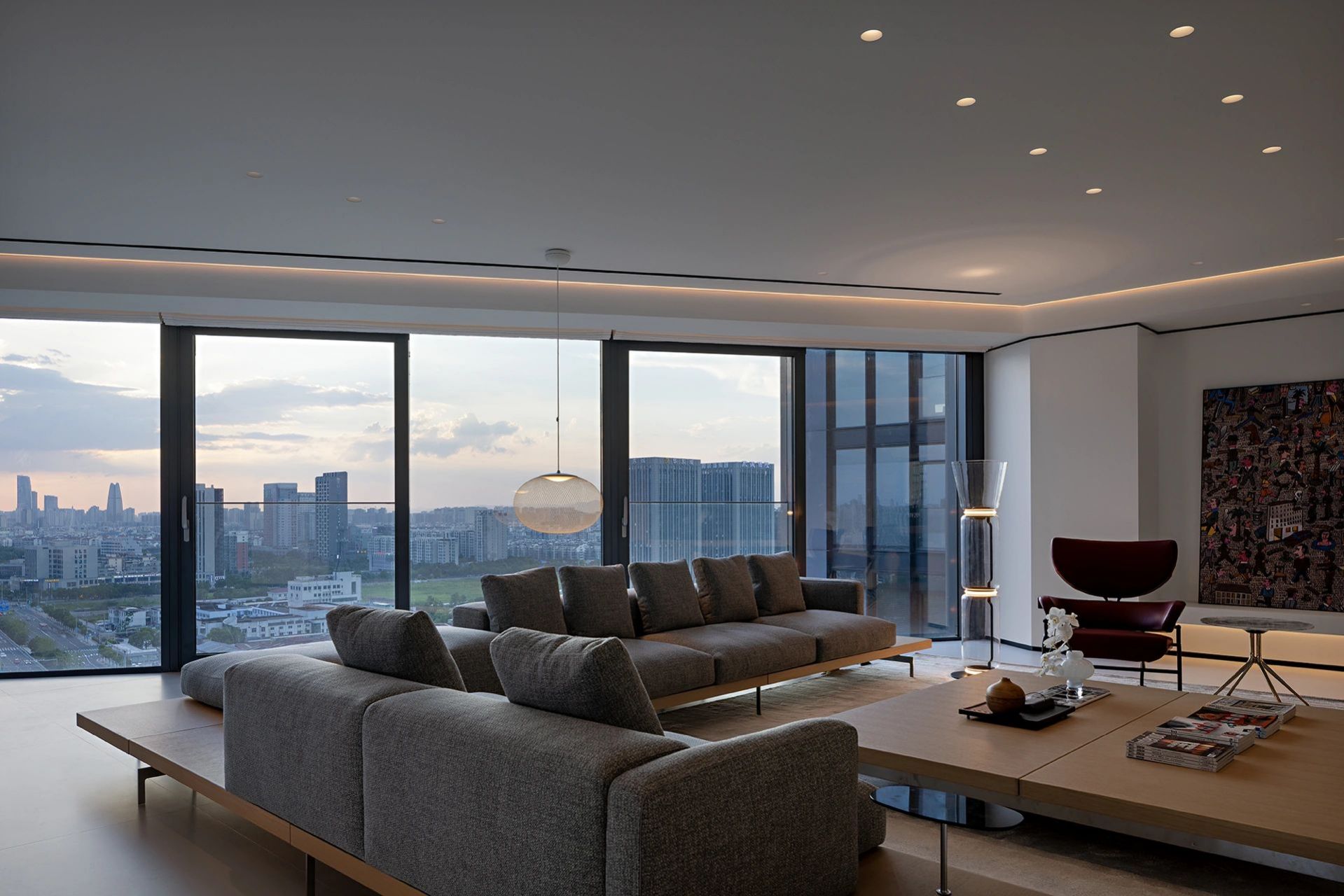 项目:宁波帝宝 建面:740平方米 设计:fen 张奇峰 木作:图森77诺雅