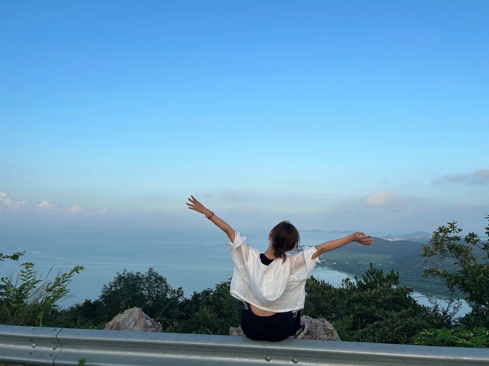 苏州爬山之米堆山     这周去了两次米堆山,日落日出皆收眼底,风景