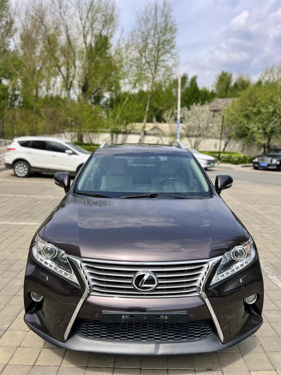 2013年8月落户,凌志rx270豪华版,新款大嘴,经典日系城市型suv,车况