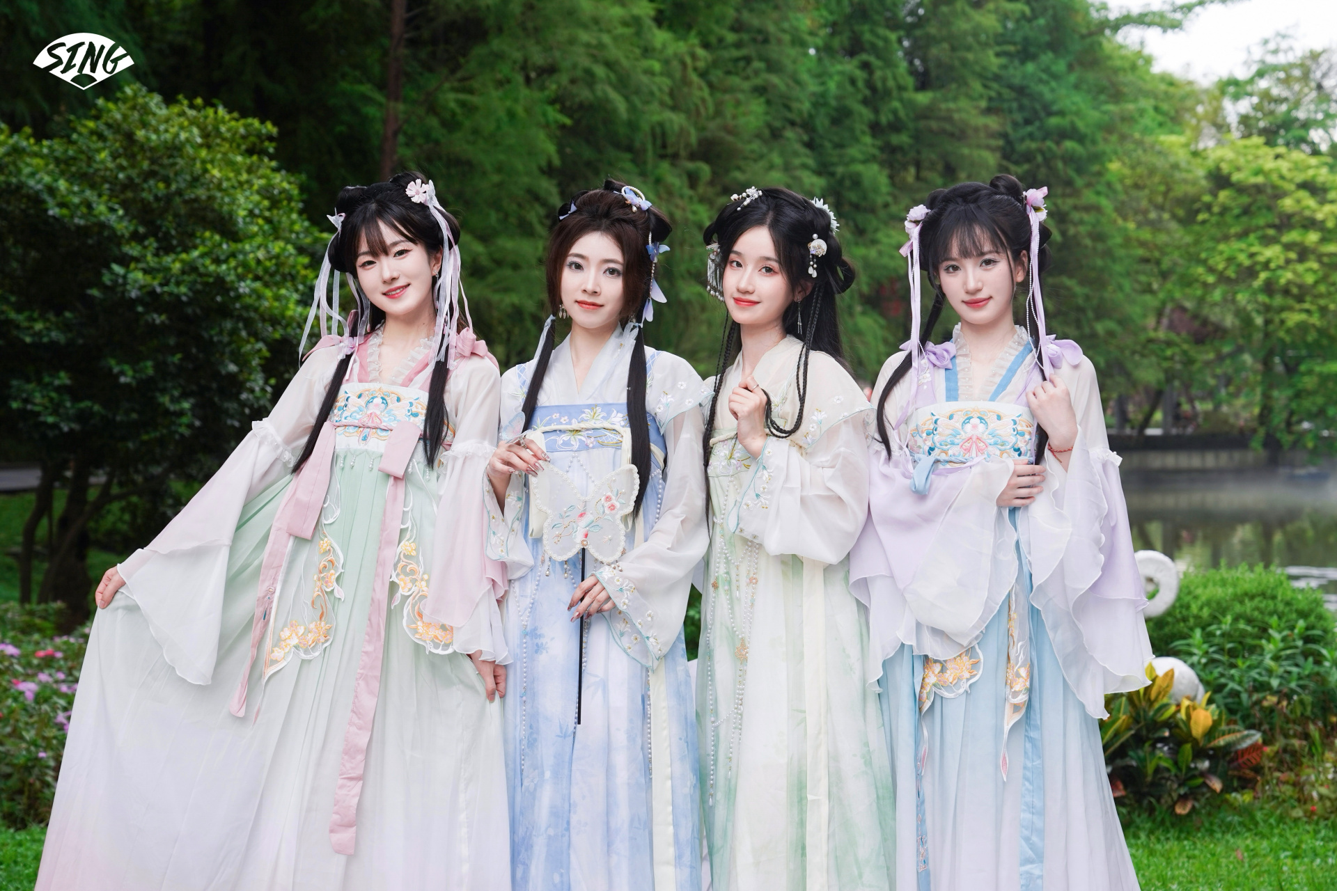 sing女团乘凉# 98入伏日盛,暑气正浓76 #大暑#听《乘凉》,觅一处