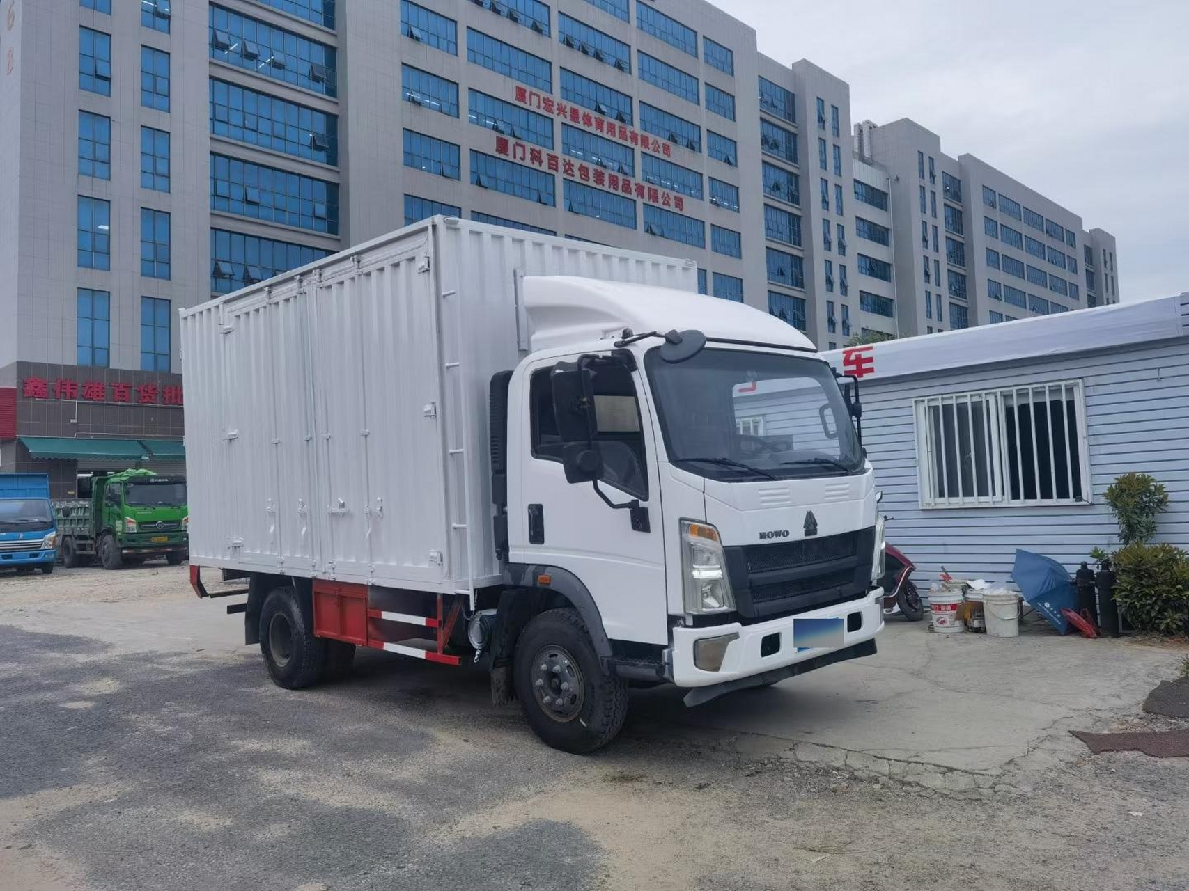 刚到21年5月豪沃统帅,德国曼3.8排量,160马力,内宽2.45长4.