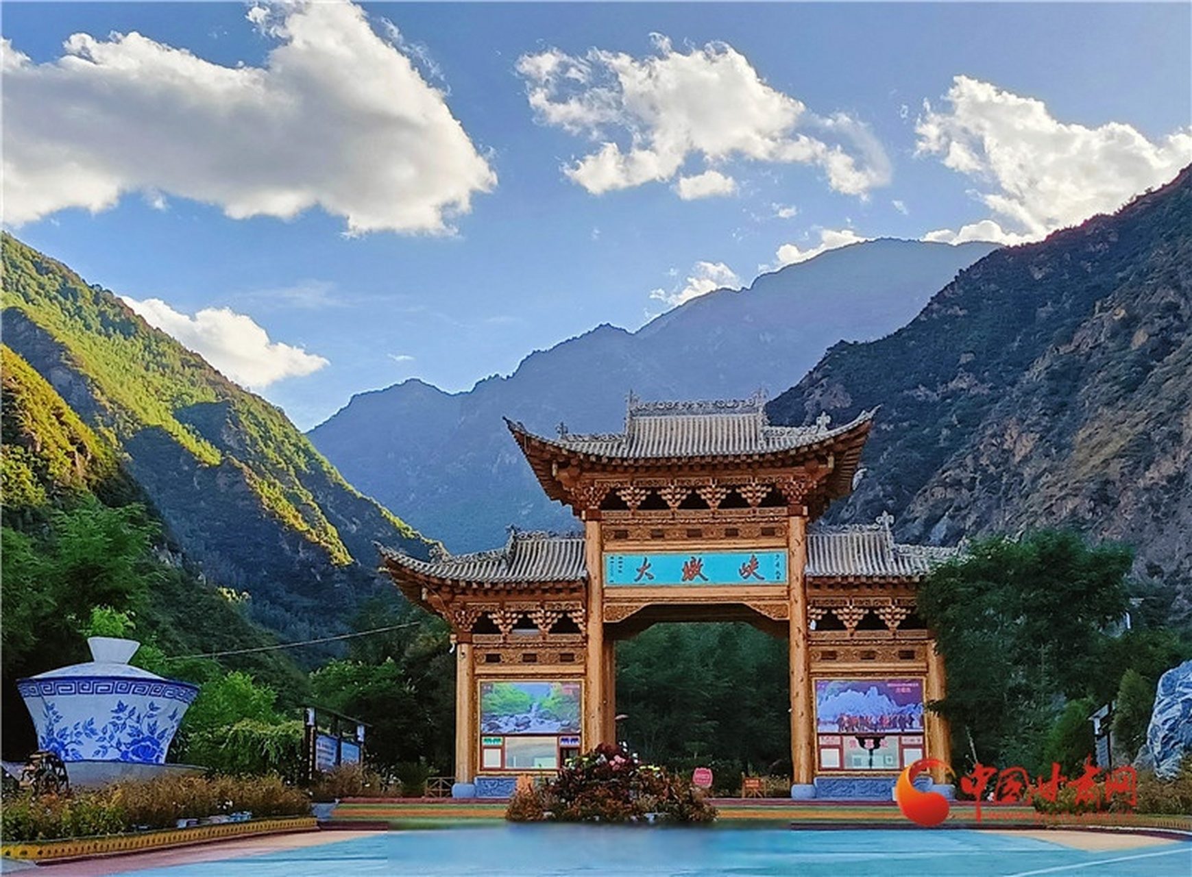 临夏州积石山沿太子山旅游大通道串起辽阔画卷 交响丝路·如意甘肃