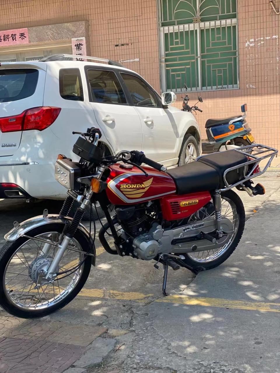 原装五羊本田cg125cc 现秒2280元