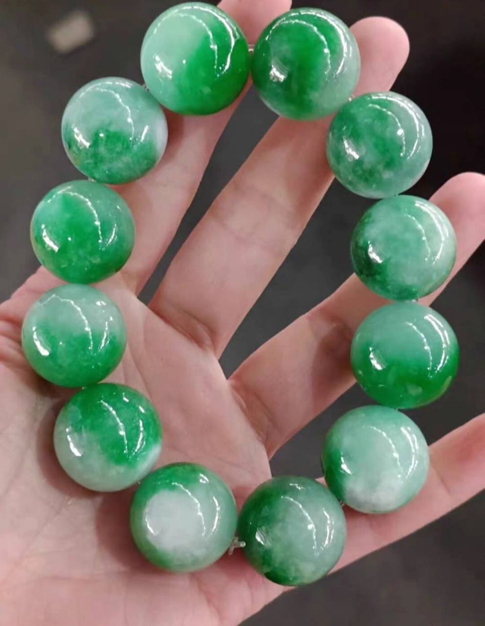 早期旧藏一枚清代白底青手串手链 白飘绿老翡翠圆珠手串手链  品质