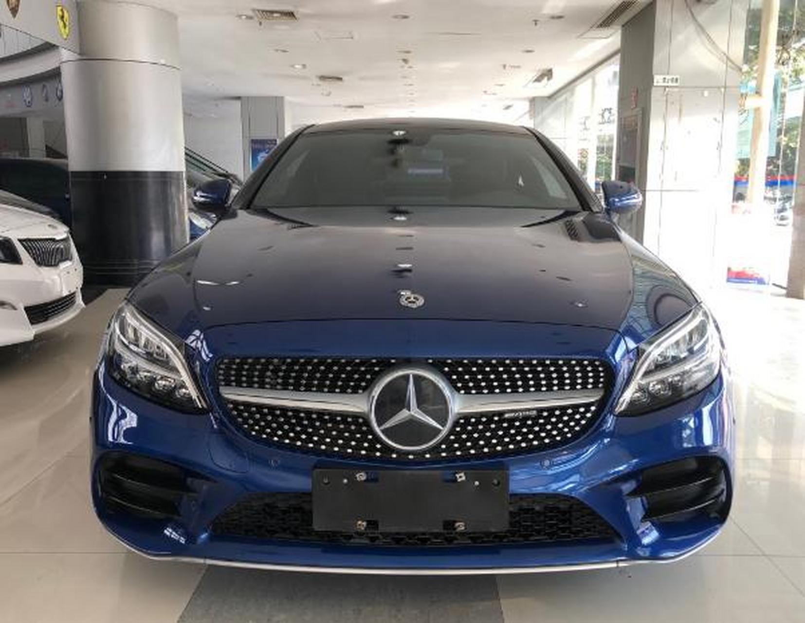 奔驰c260二门轿跑 售价:21.