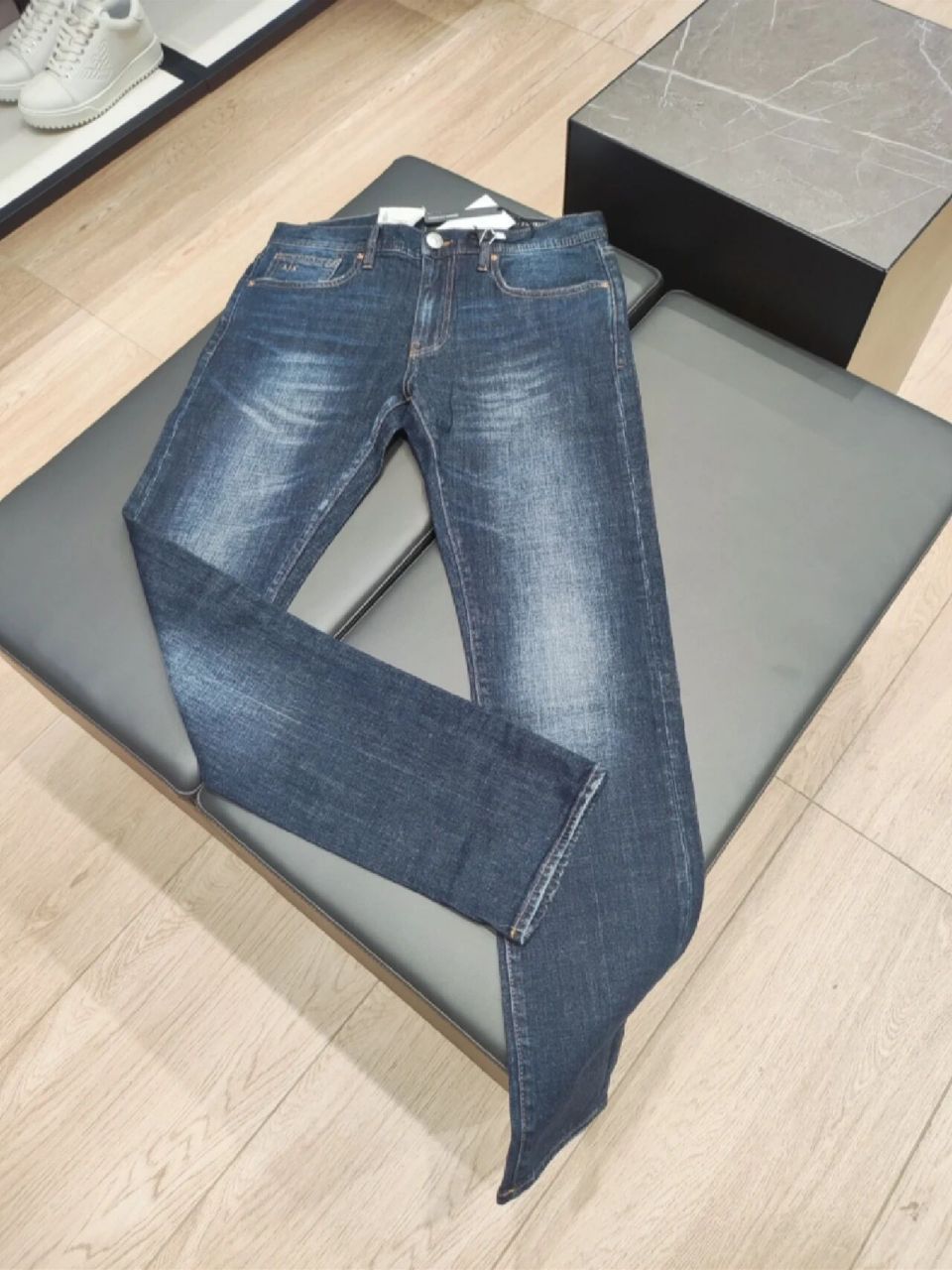 armani ax修身小直筒牛仔裤