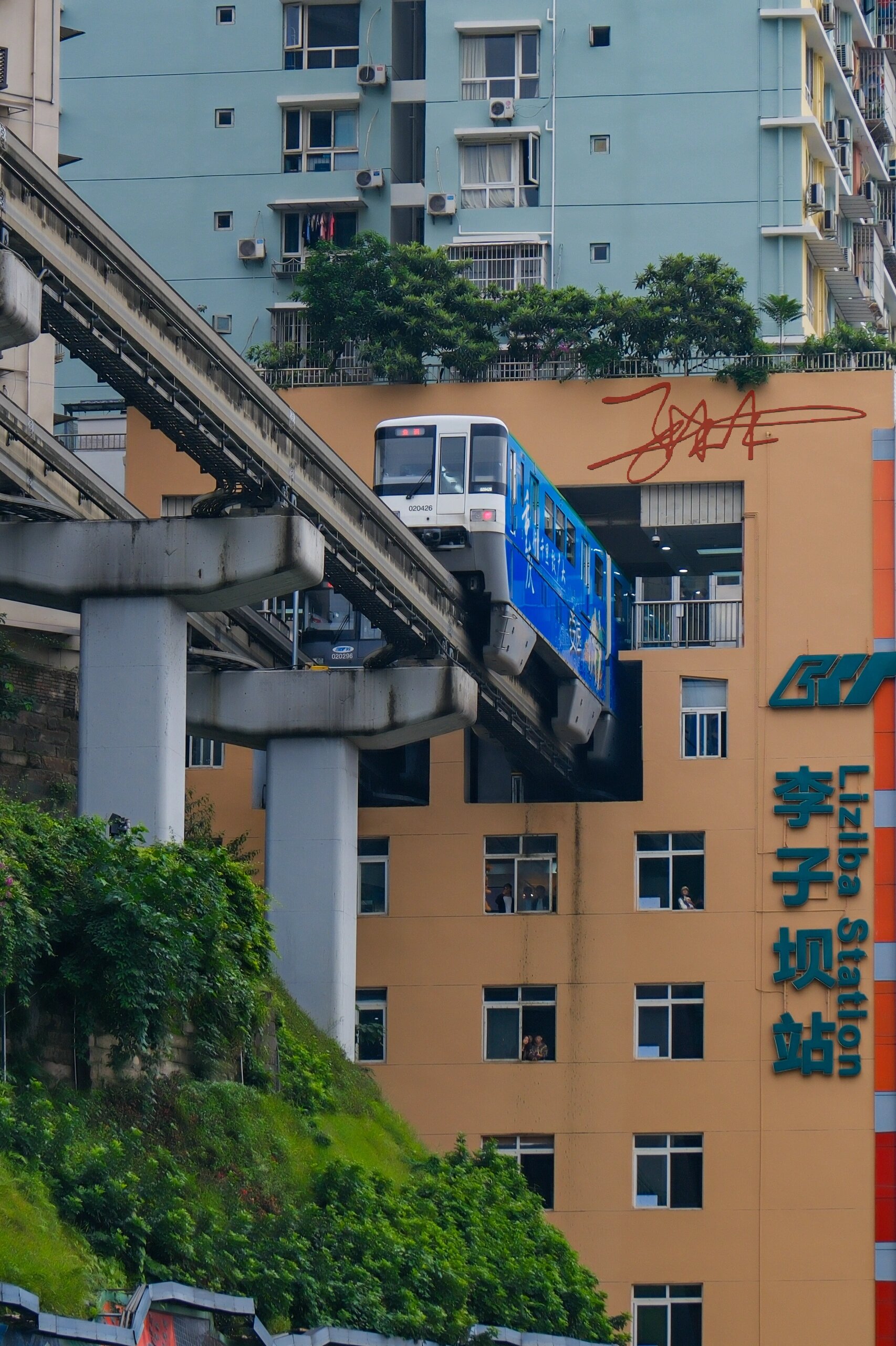 重庆 | 李子坝最好拍的五个隐藏机位 附攻略