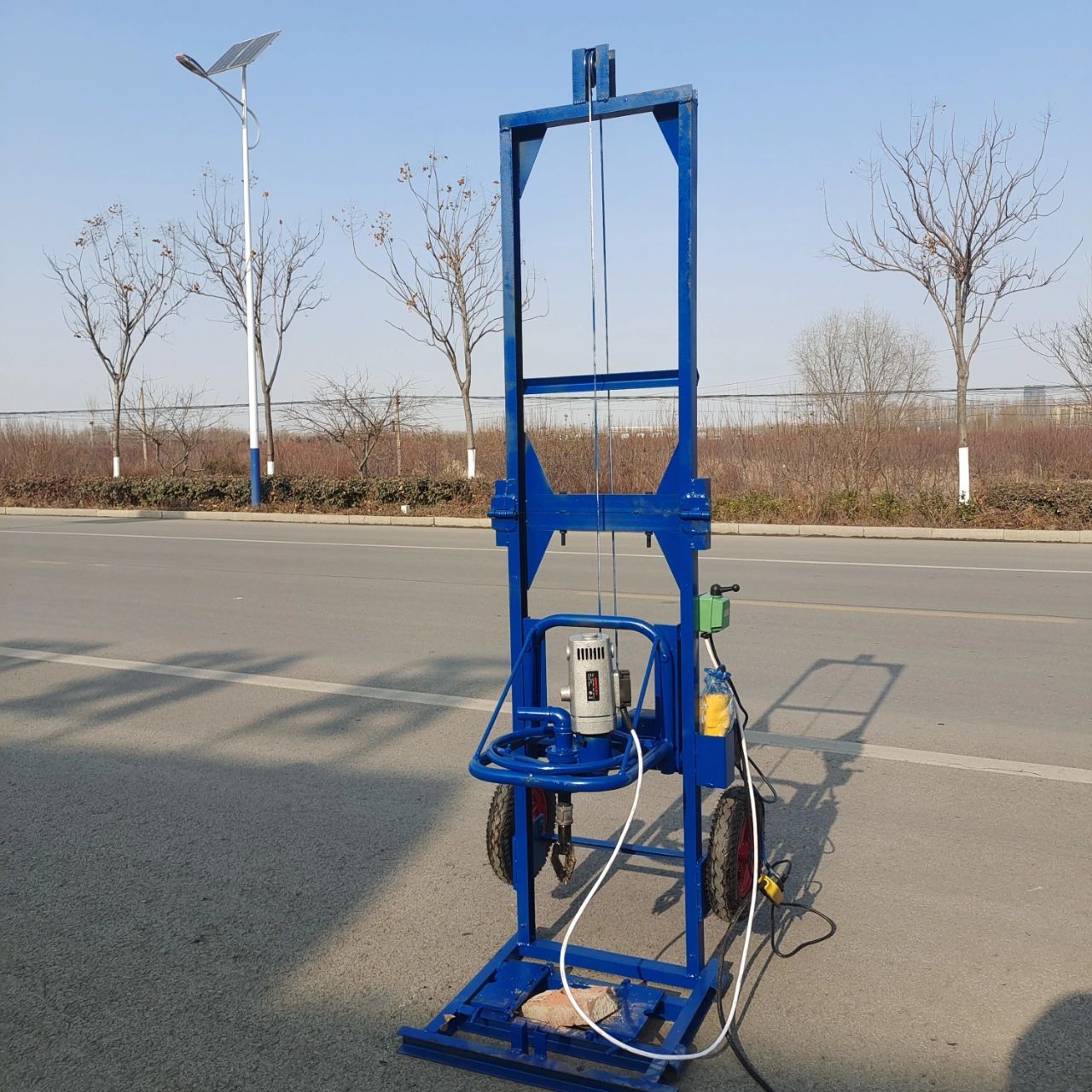 小型家用钻井机