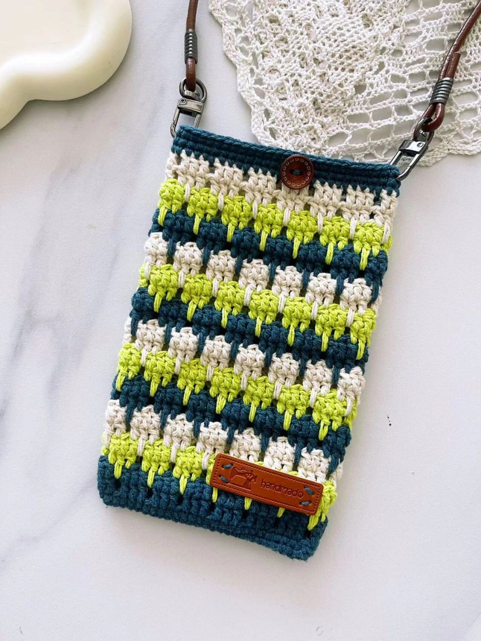 钩织手机包(附图解) 手机包包  夏天背起来大小可以根据自己手机大小