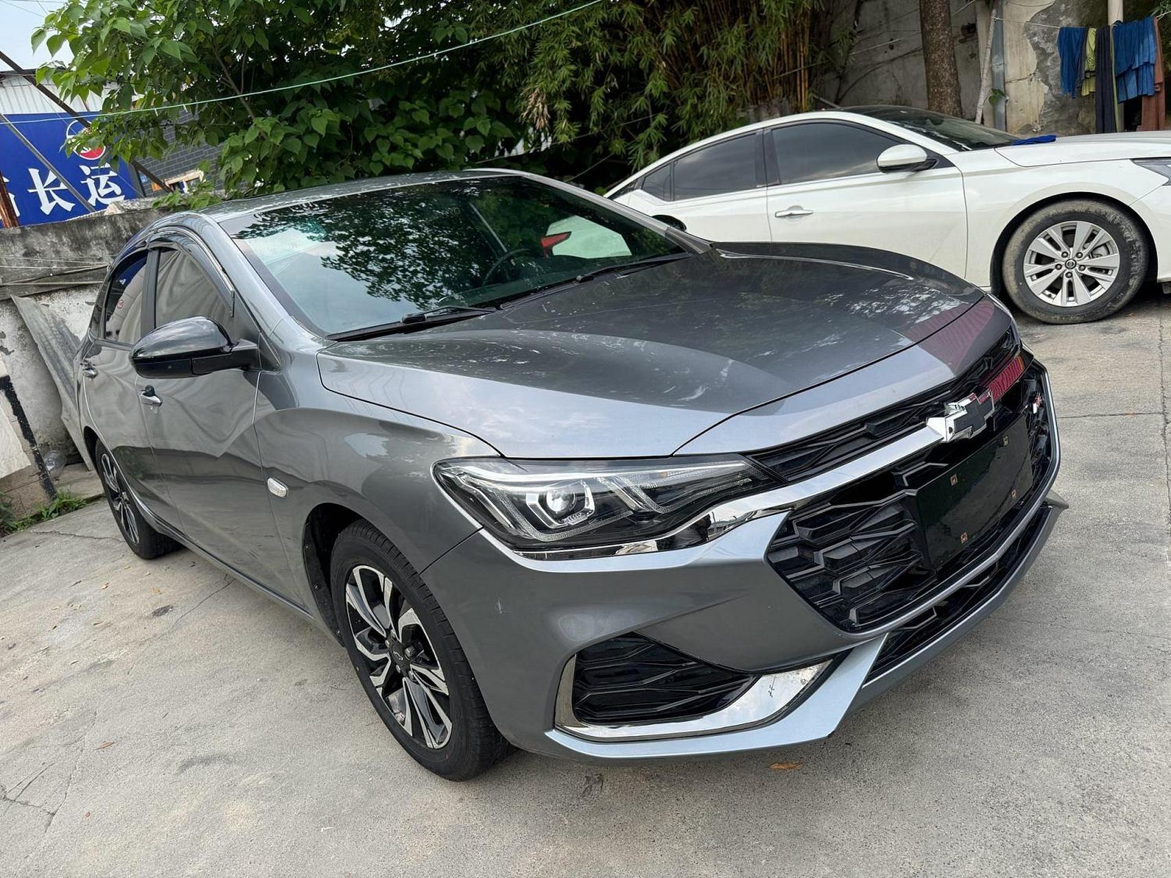 最新到店19年雪佛兰科鲁兹自动挡天窗1.