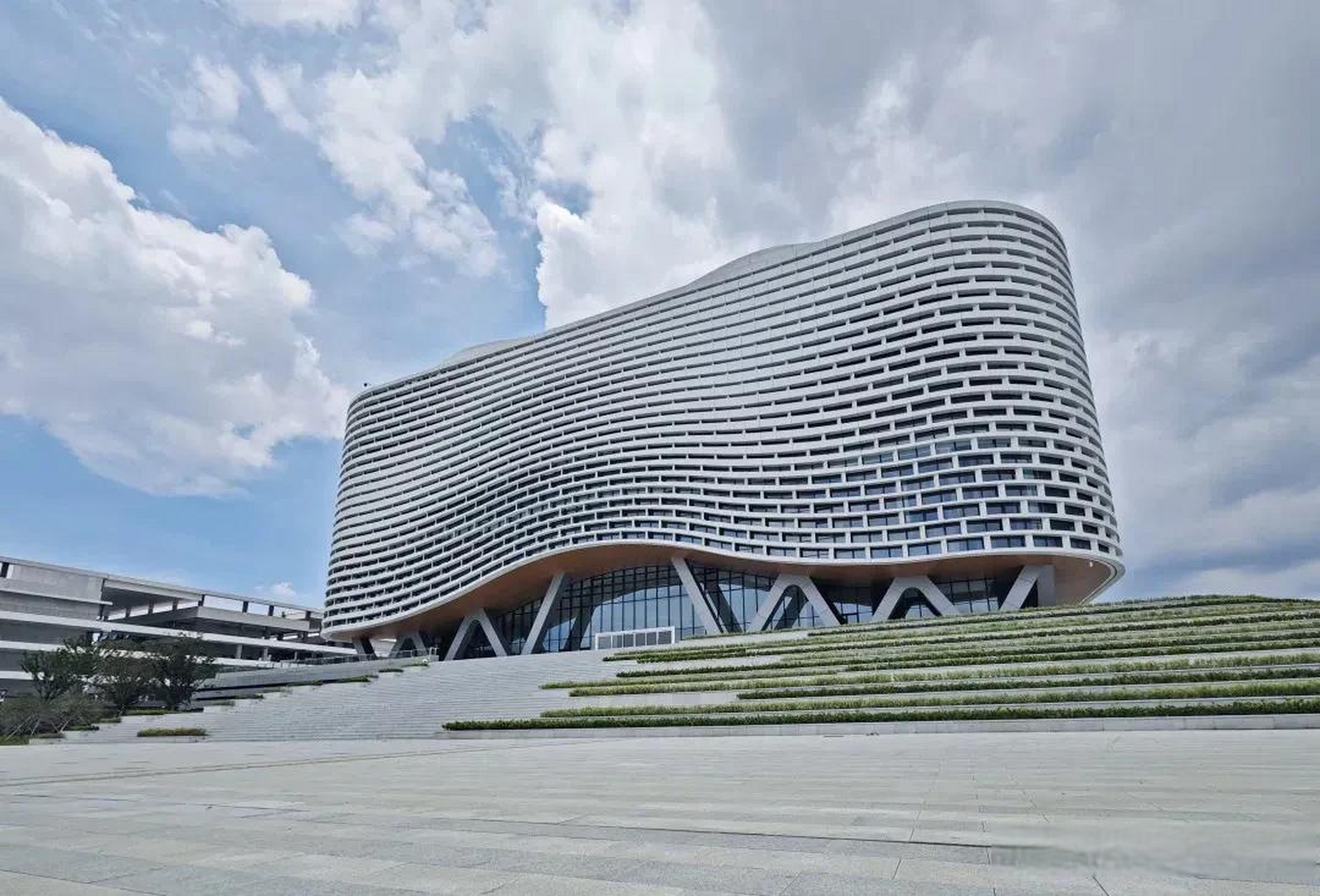 常州头条 最近的常州好事连连,阳湖二院新大楼,儿童医院新院区投入