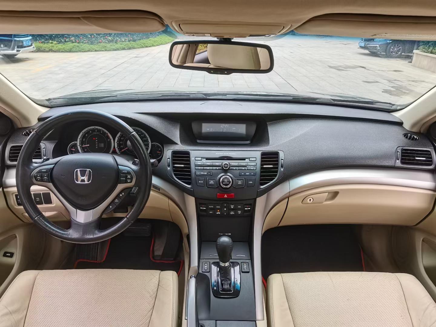 2010年8月本地一手本田思铂睿 2