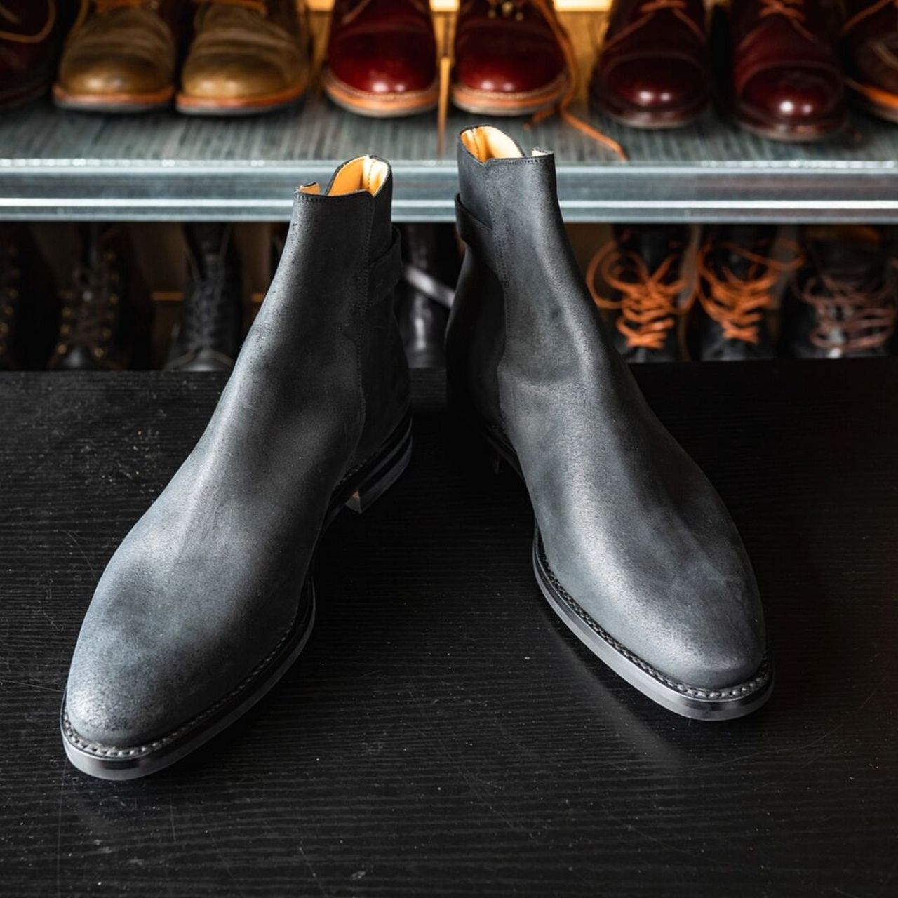 crockett & jones马靴开箱 型号:hickstead ii 皮革:打蜡翻毛皮 当初