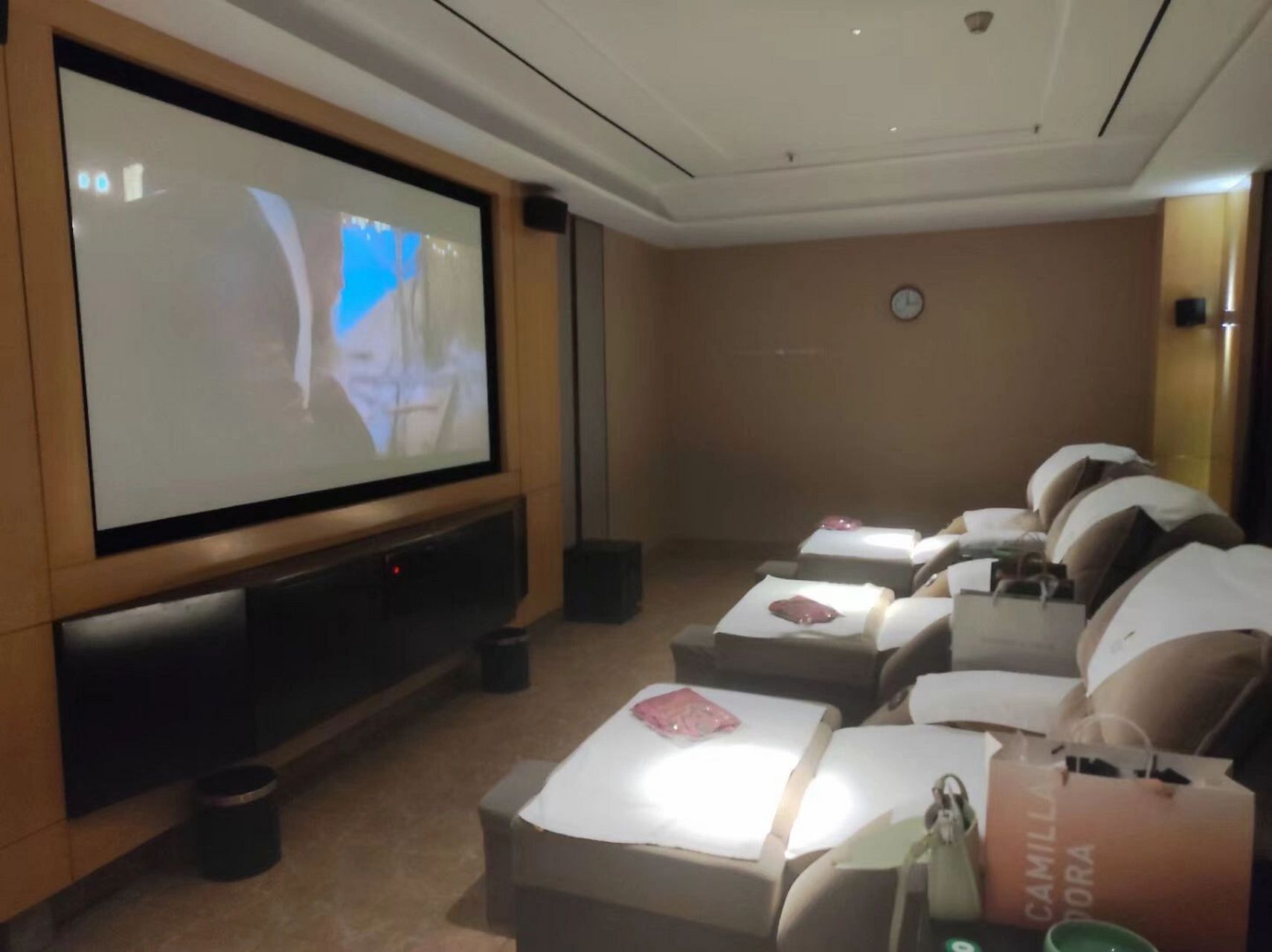 重庆金色印象|超棒的留宿体验! 一直想试一试去金色印象按摩和吃东西!