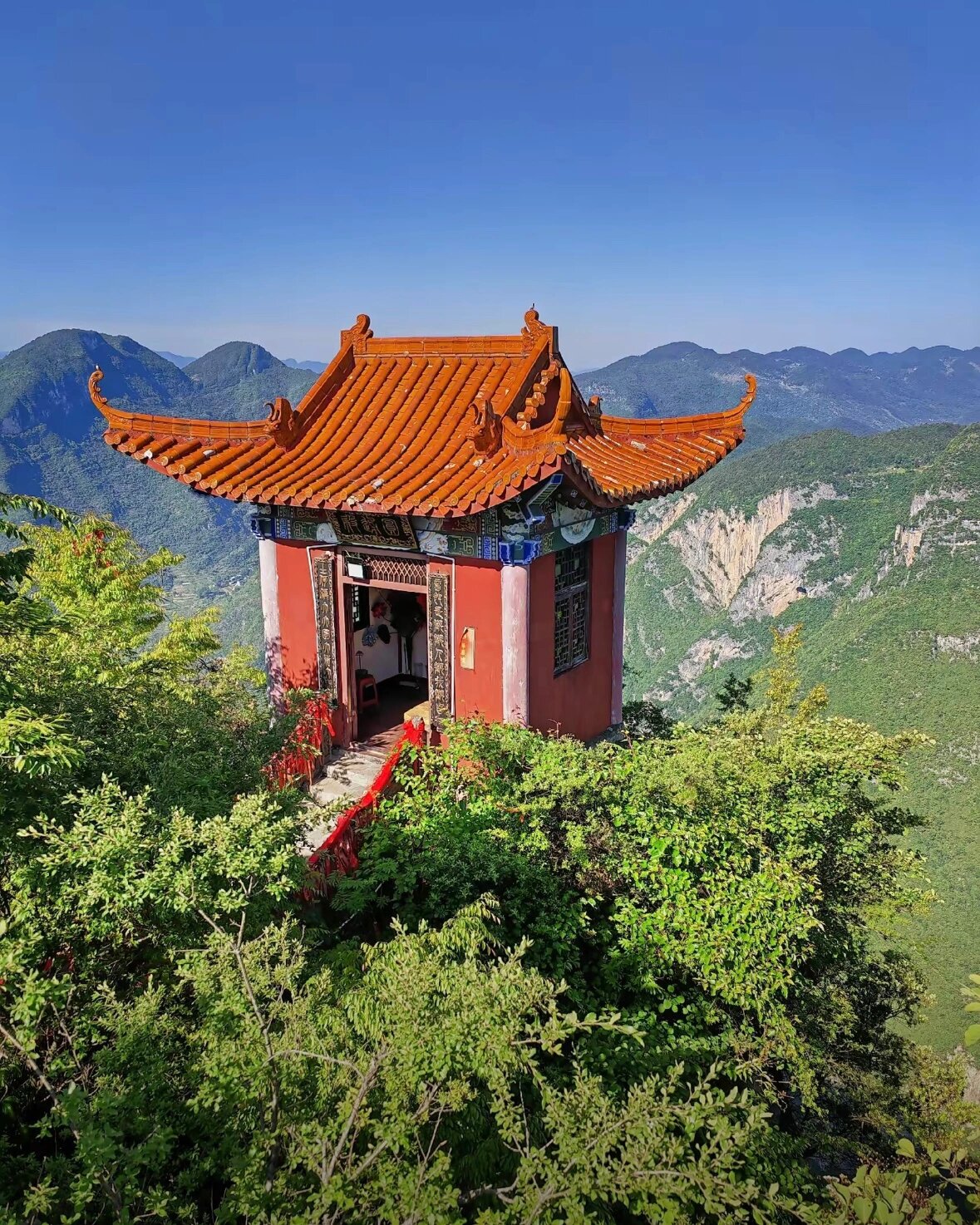 "川东古刹之冠"巫溪云台寺,悬于峭壁的风景 【历代被誉为"川东古刹之