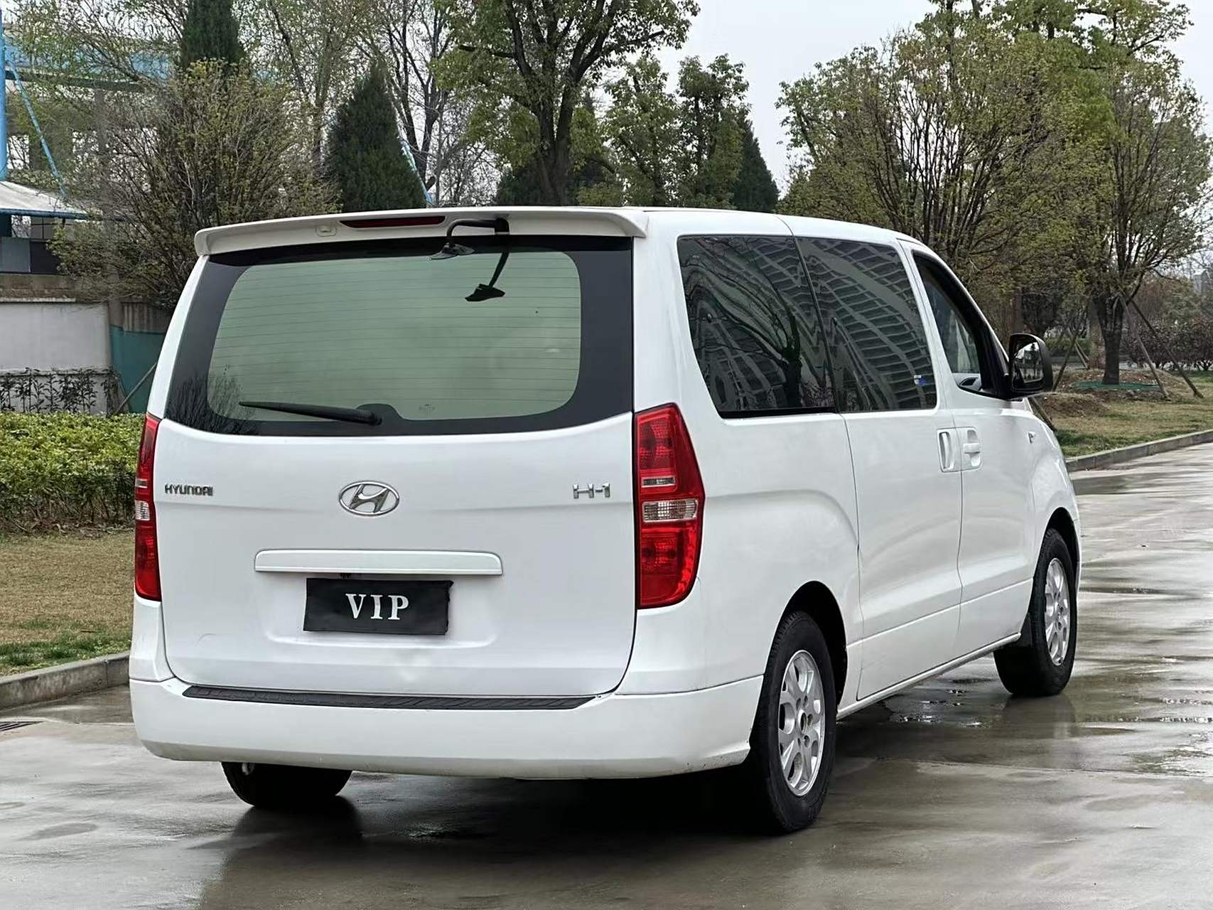 4豪华版 自动档 电动侧滑门,精品车况