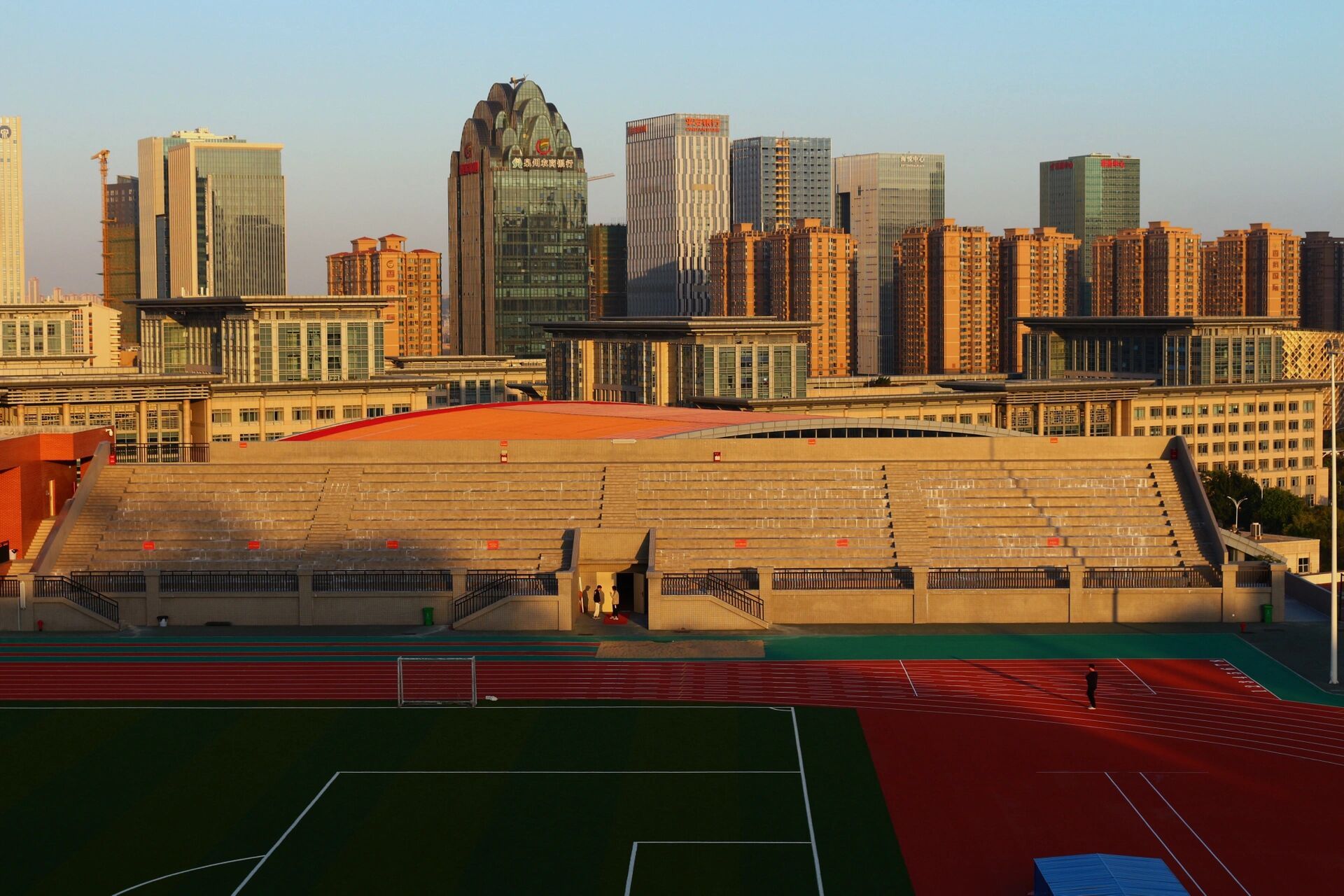 泉州师范学院93    师院美晕了