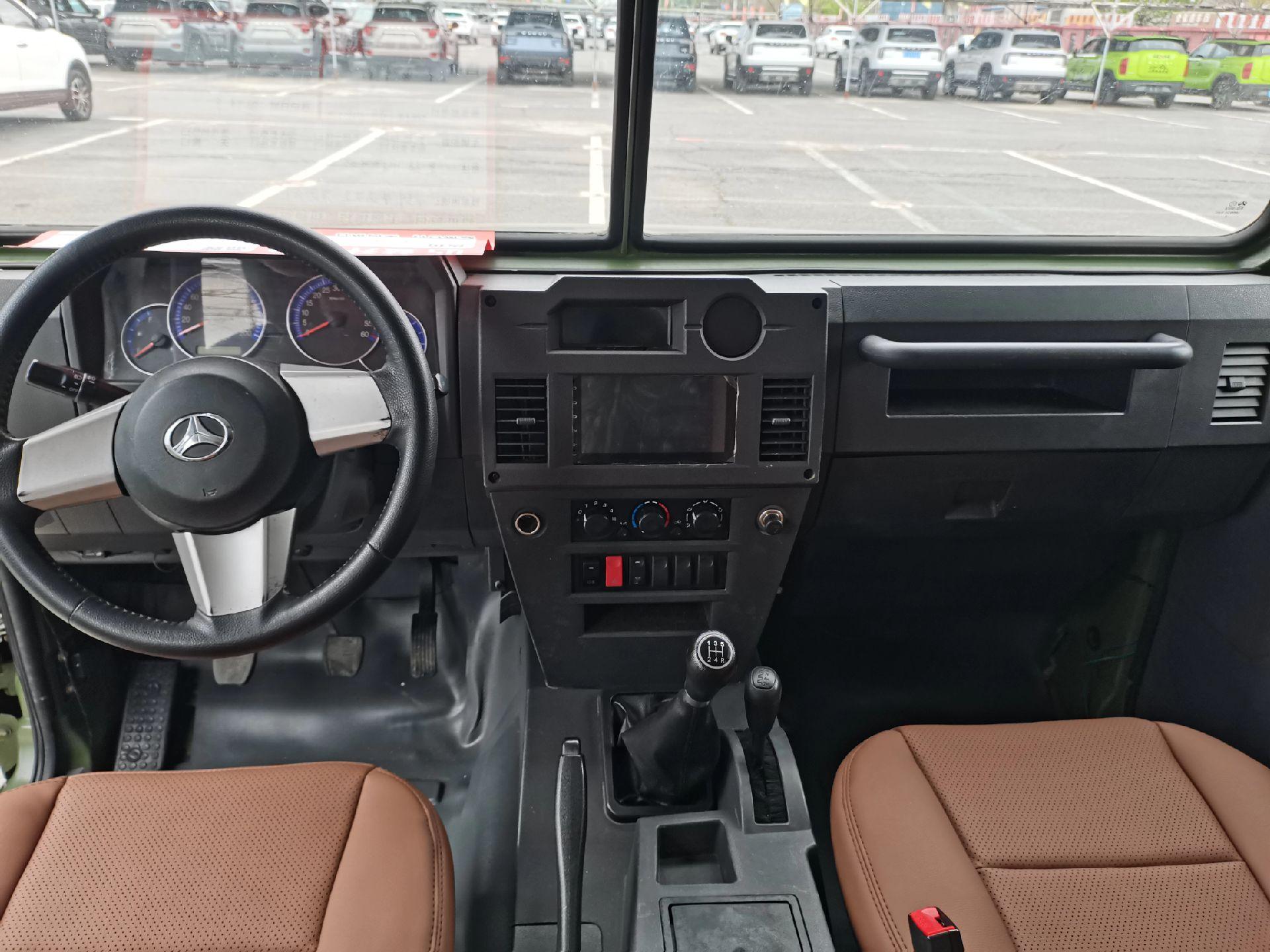 勇士皮卡机械四驱到了 新到一台2019年9月北汽勇士皮卡手动柴油机械