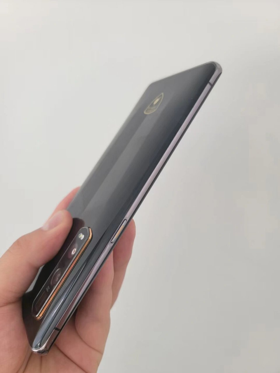 oppo findx2pro兰博基尼版 oppo findx2pro兰博基尼版 12 512g 成色花